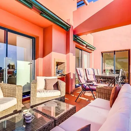 110-charming Apartment, Sea View, Pool, Calahonda Apartment