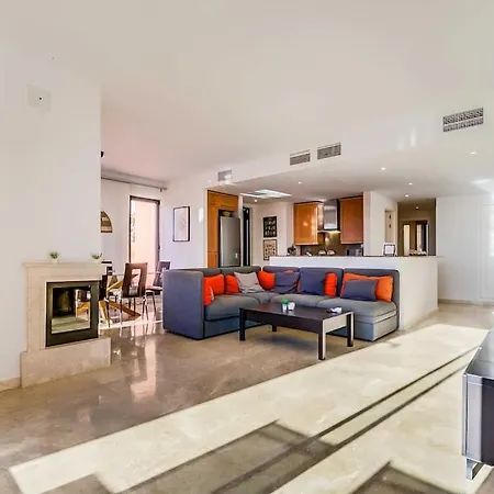 110-charming Apartment, Sea View, Pool, Calahonda * Sitio de Calahonda